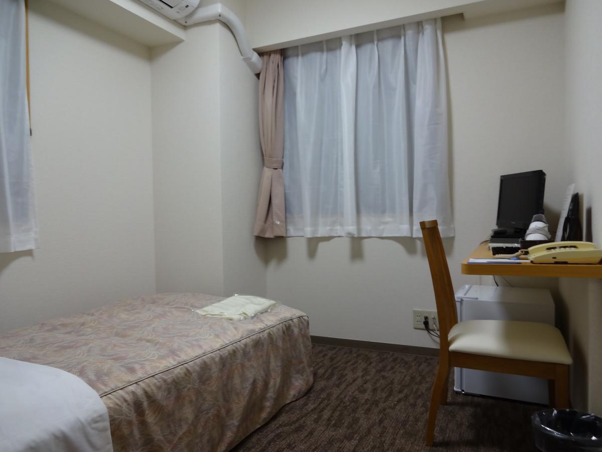 Ushiku City Hotel Ekimaekan Εξωτερικό φωτογραφία
